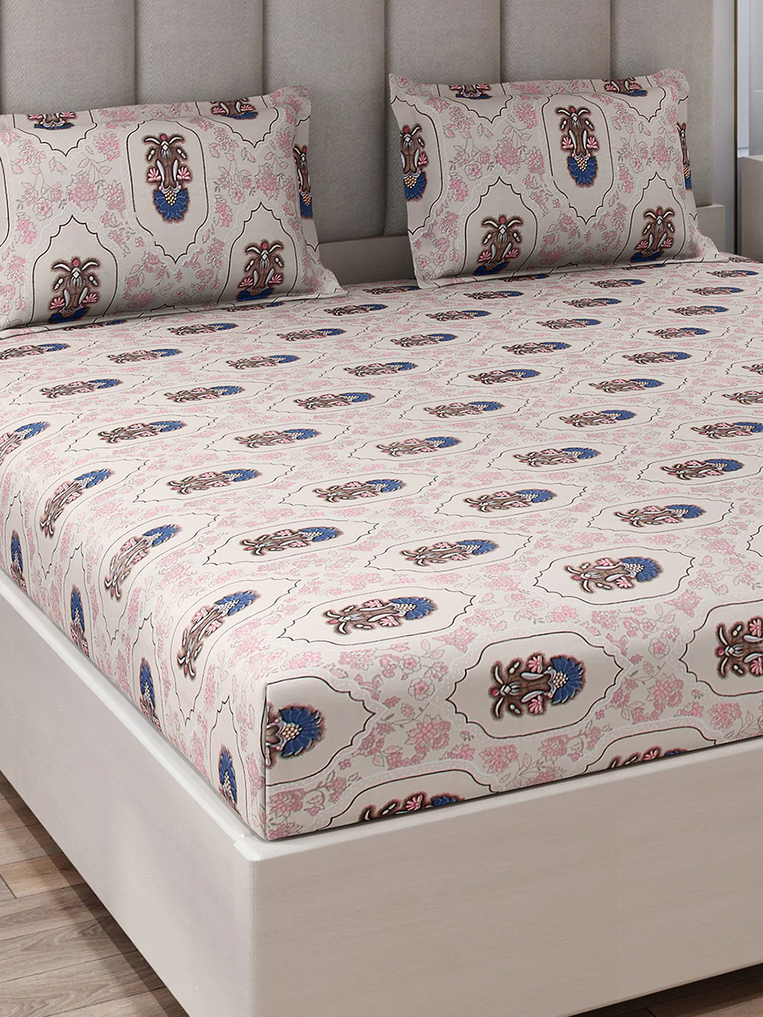 130 GSM Polyester King Size 1 Bedsheet with 2 Pillow Covers (Royal King)