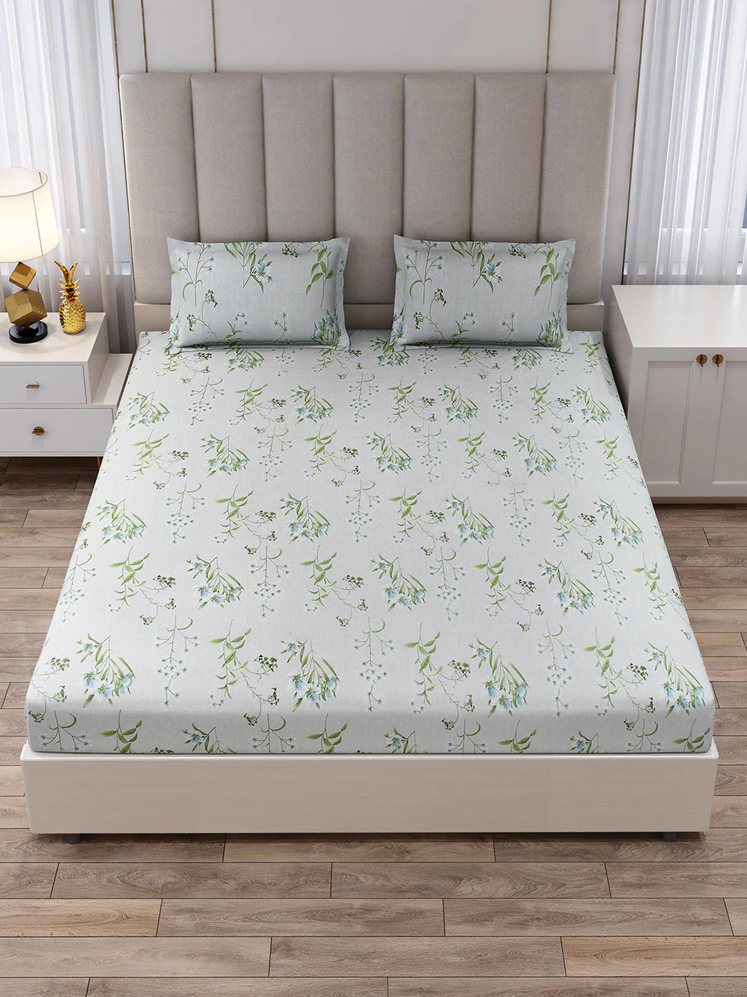 130 GSM Polyester King Size 1 Bedsheet with 2 Pillow Covers (Royal King) - Image 3
