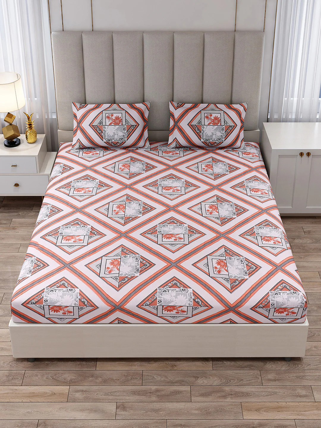 130 GSM Polyester King Size 1 Bedsheet with 2 Pillow Covers (Royal King) - Image 3