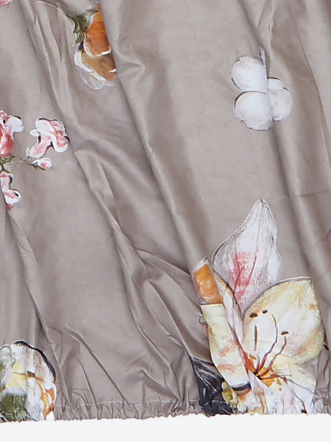 130 GSM Polyester King Size 1 Bedsheet with 2 Pillow Covers (Stanley) - Image 9