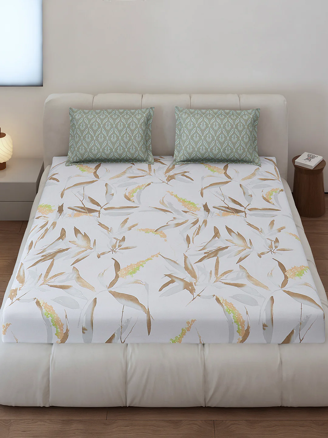 130 GSM Polyester King Size 1 Bedsheet with 2 Pillow Covers (Stanley) - Image 2
