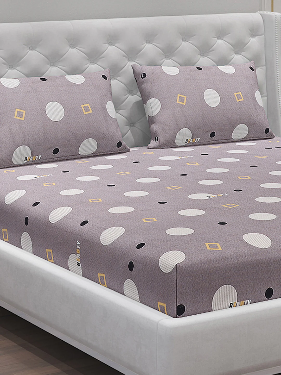 140 GSM Polyester Double Bed Bedsheet with 2 Pillow Covers - Image 5