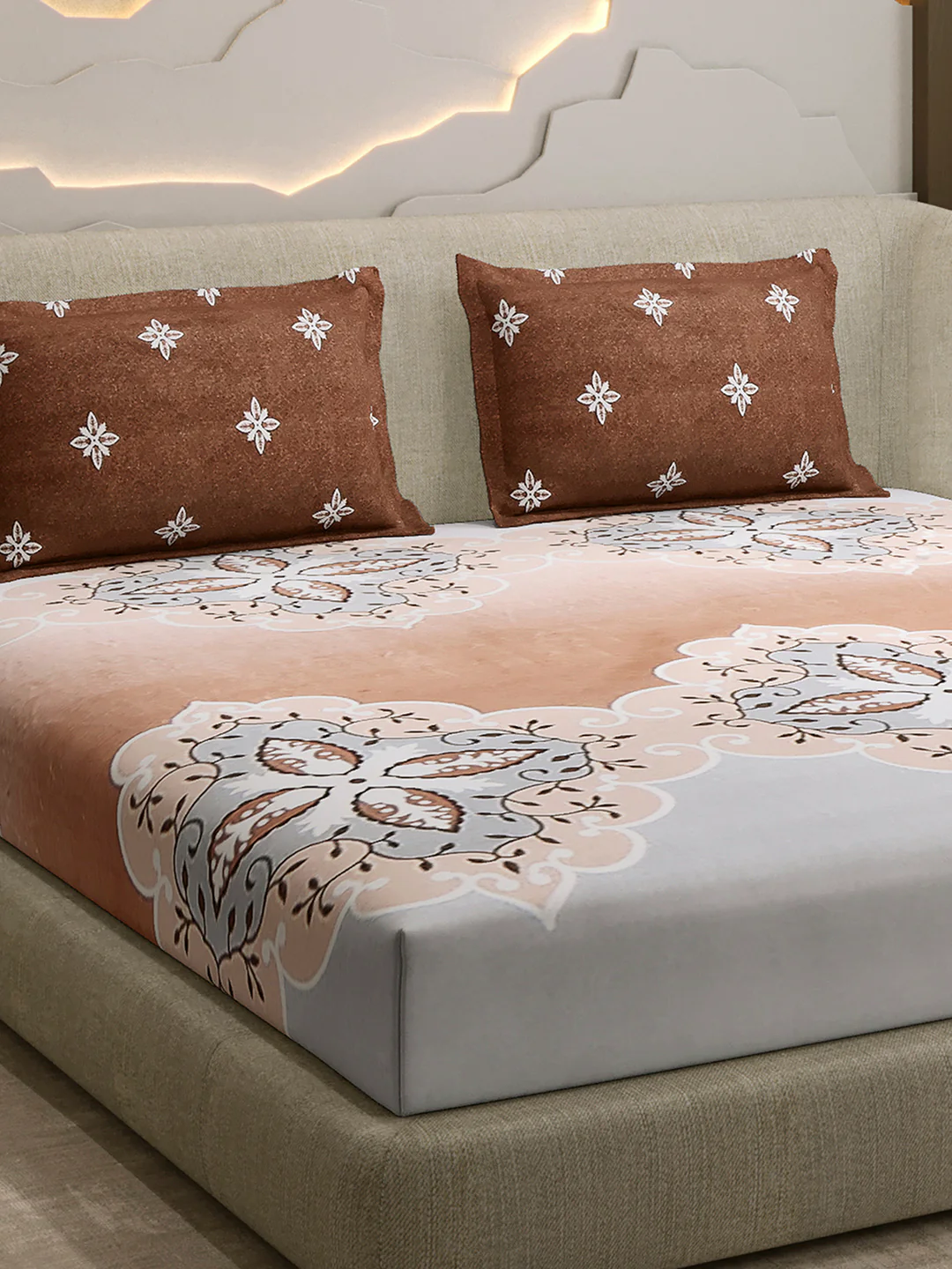 144 TC Cotton Double Bed 1 Fitted Bedsheet with 2 Pillow Cover (Solstice)