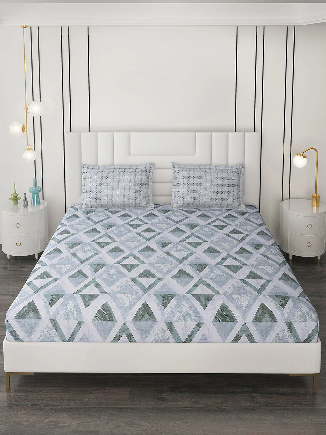 144 TC Cotton Double Bedsheet with 2 Pillow Covers - Image 3