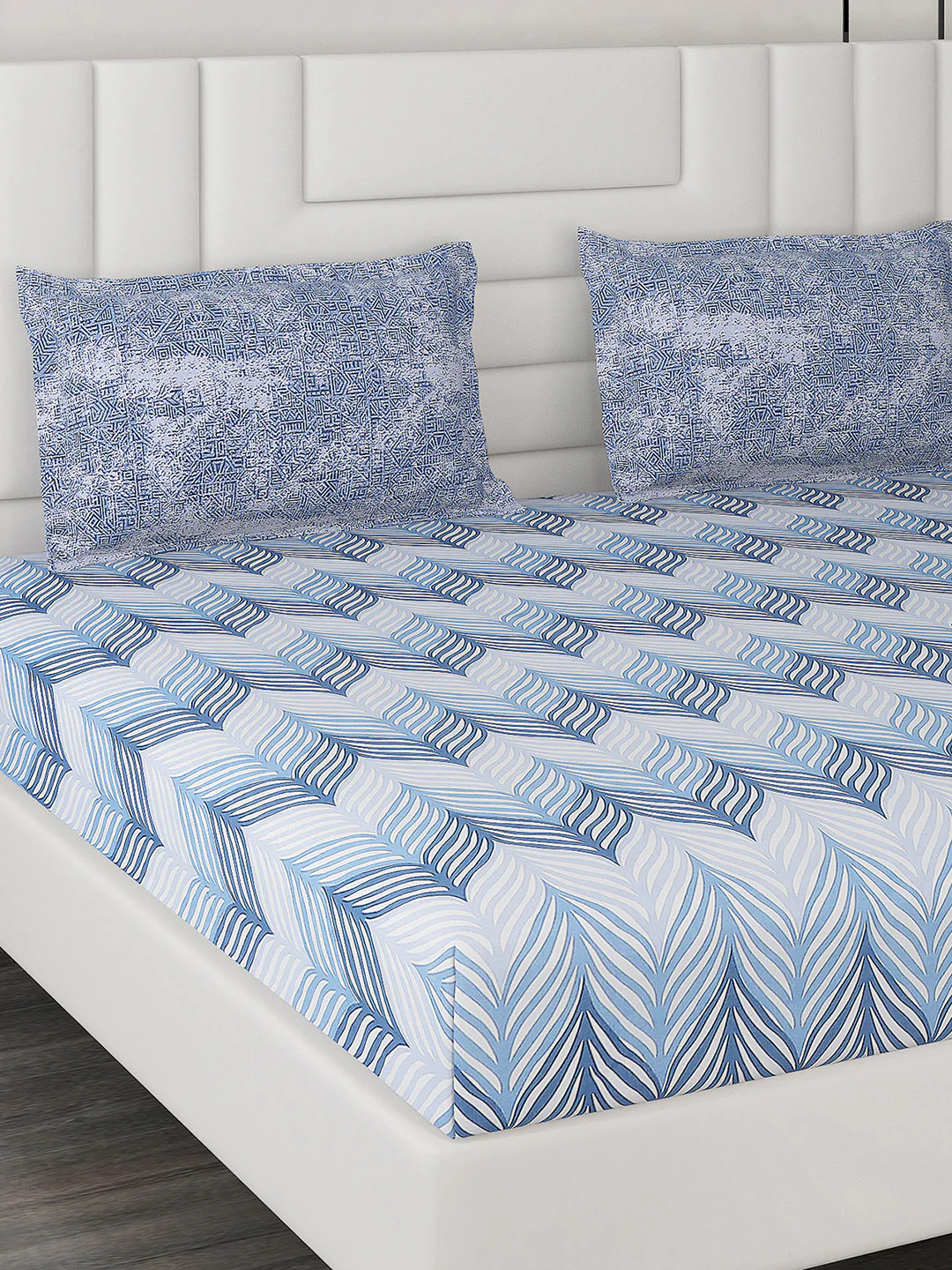 144 TC Cotton Double Bedsheet with 2 Pillow Covers - Image 4