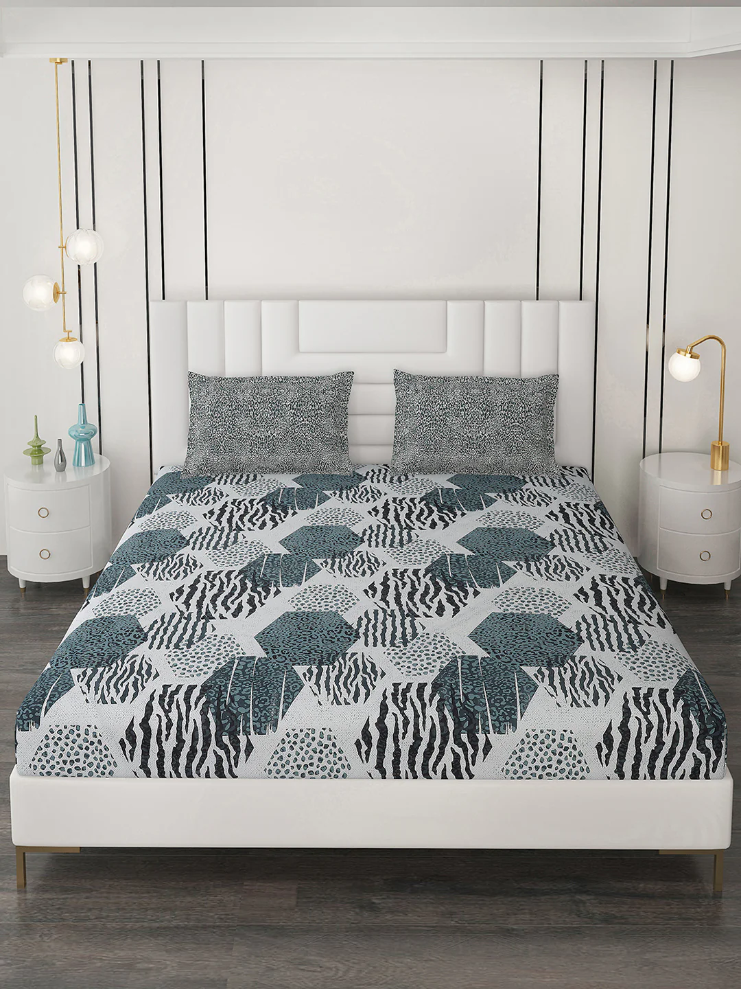144 TC Cotton Double Bedsheet with 2 Pillow Covers - Image 2