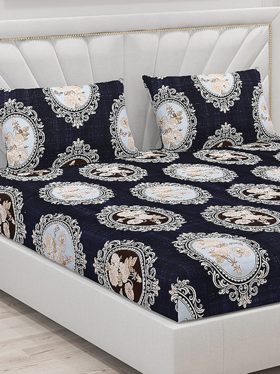 145 GSM Polyester Double Bed Bedsheet with 2 Pillow Covers - Image 5