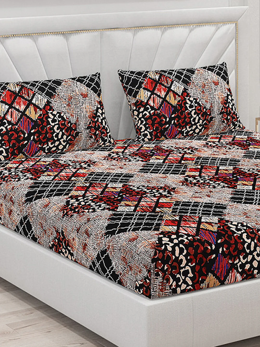145 GSM Polyester Double Bed Bedsheet with 2 Pillow Covers - Image 5