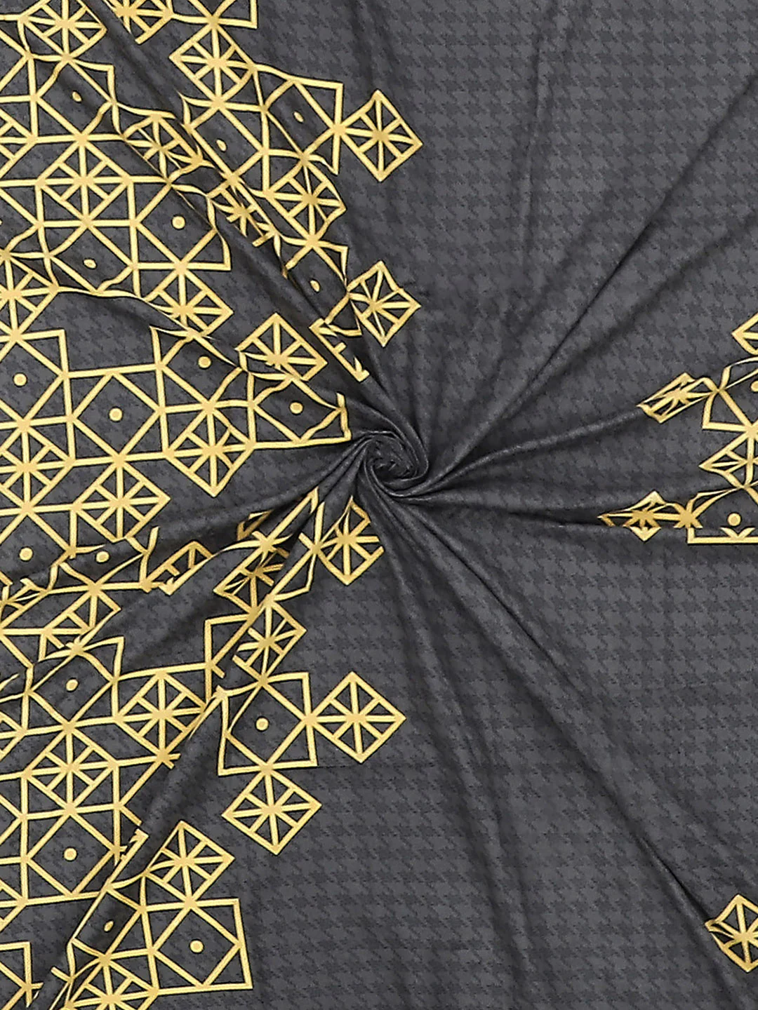 145 GSM Polyester Double Bed Bedsheet with 2 Pillow Covers - Image 9
