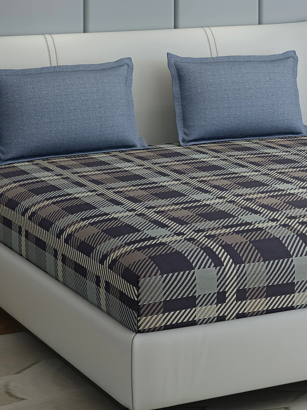 200 TC Cotton Double Bed 1 Bedsheet with 2 Pillow Covers (Ramona)