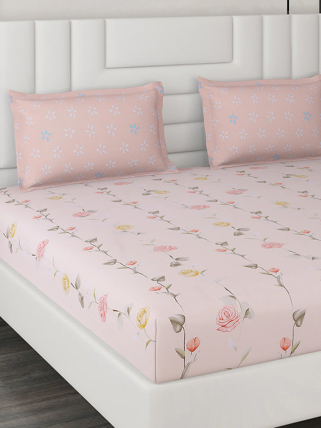 200 TC Cotton Double Bedsheet with 2 Pillow Covers - Image 4