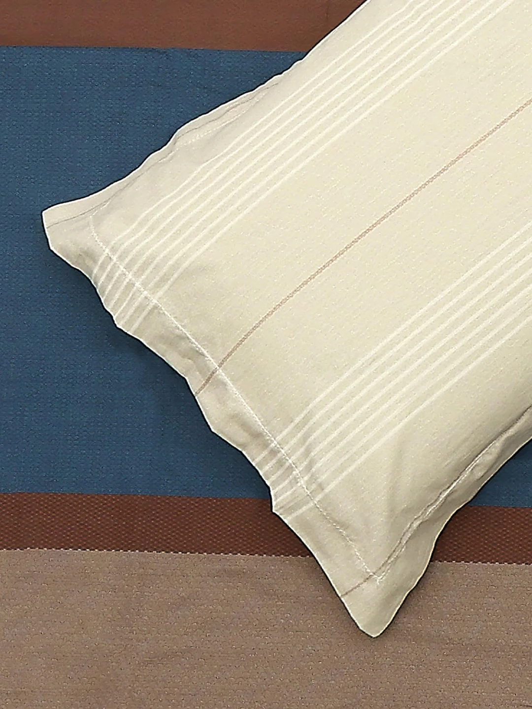 210 TC Cotton Double Bed 1 Bedsheet with 2 Pillow Covers (Ramona) - Image 5
