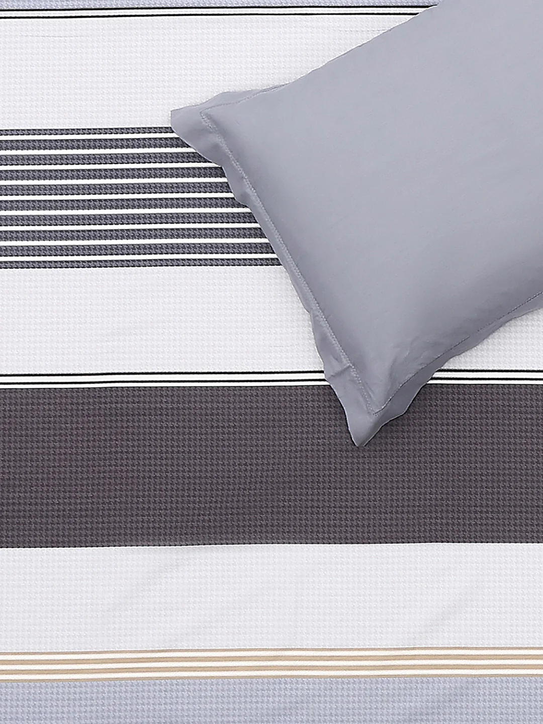 210 TC Cotton Double Bed 1 Bedsheet with 2 Pillow Covers (Ramona) - Image 5