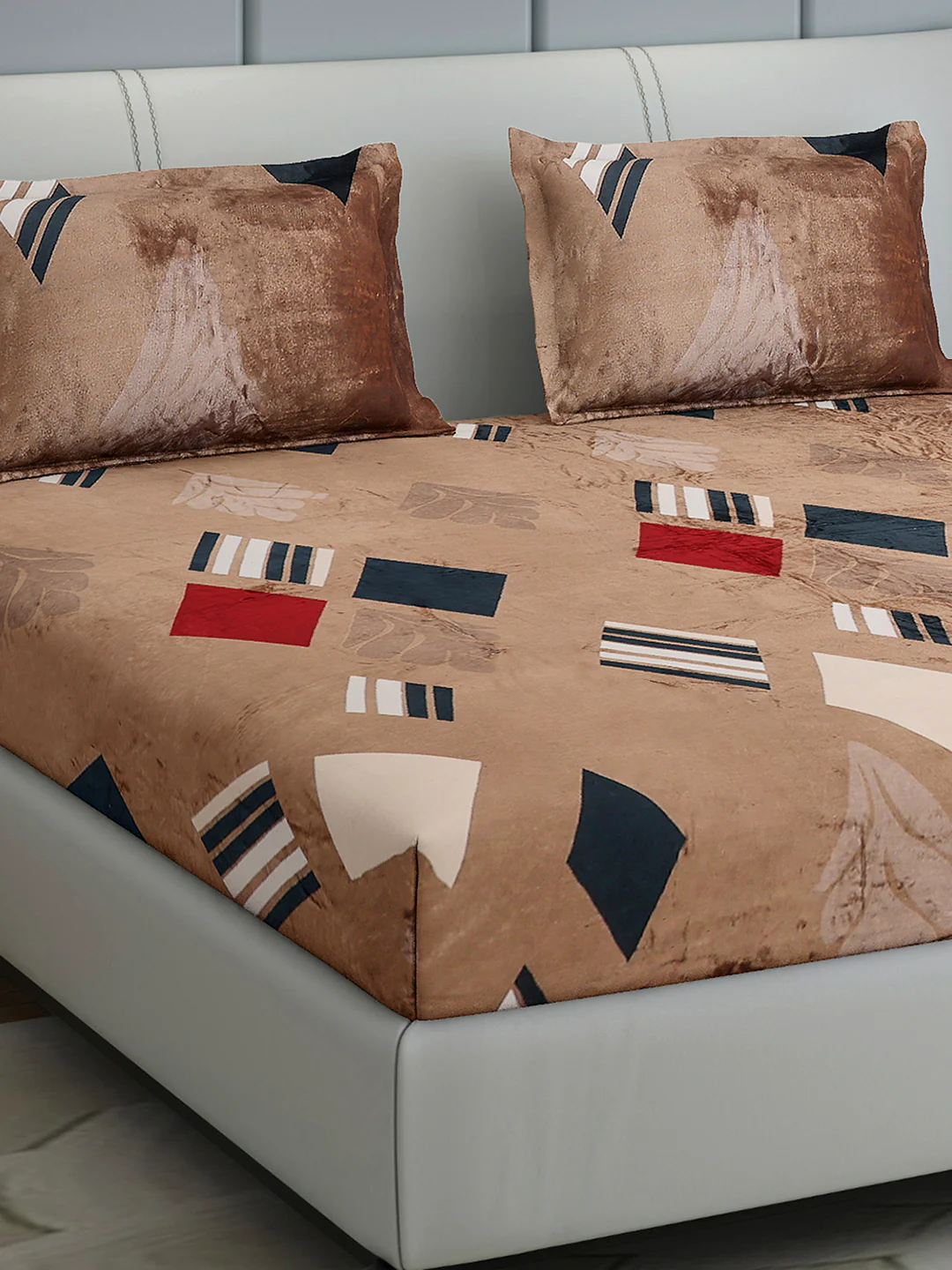 247 GSM Polyester King Bed 1 Bedsheet with 2 Pillow Cover (Teresa)