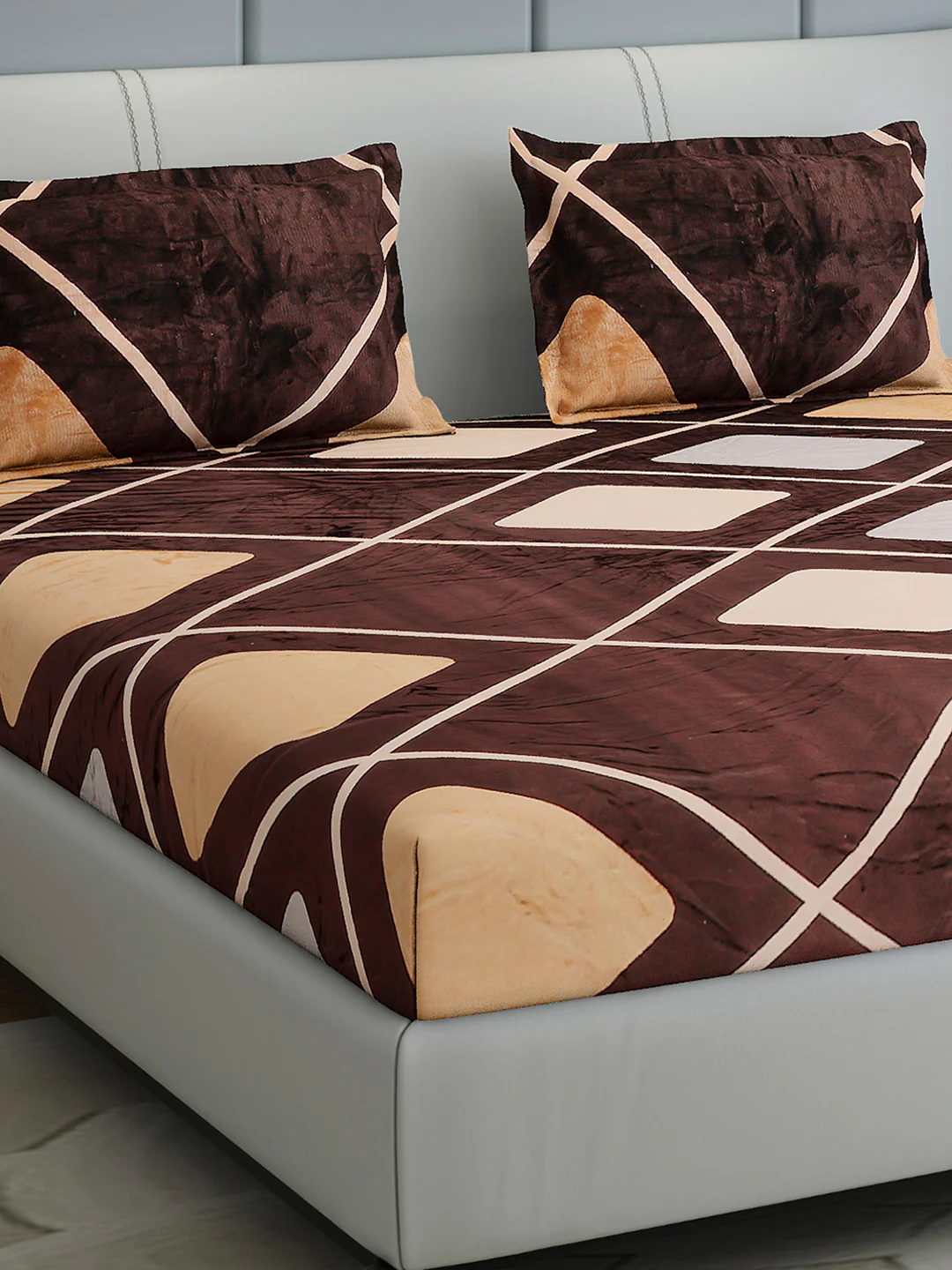 247 GSM Polyester King Bed 1 Bedsheet with 2 Pillow Cover (Teresa)