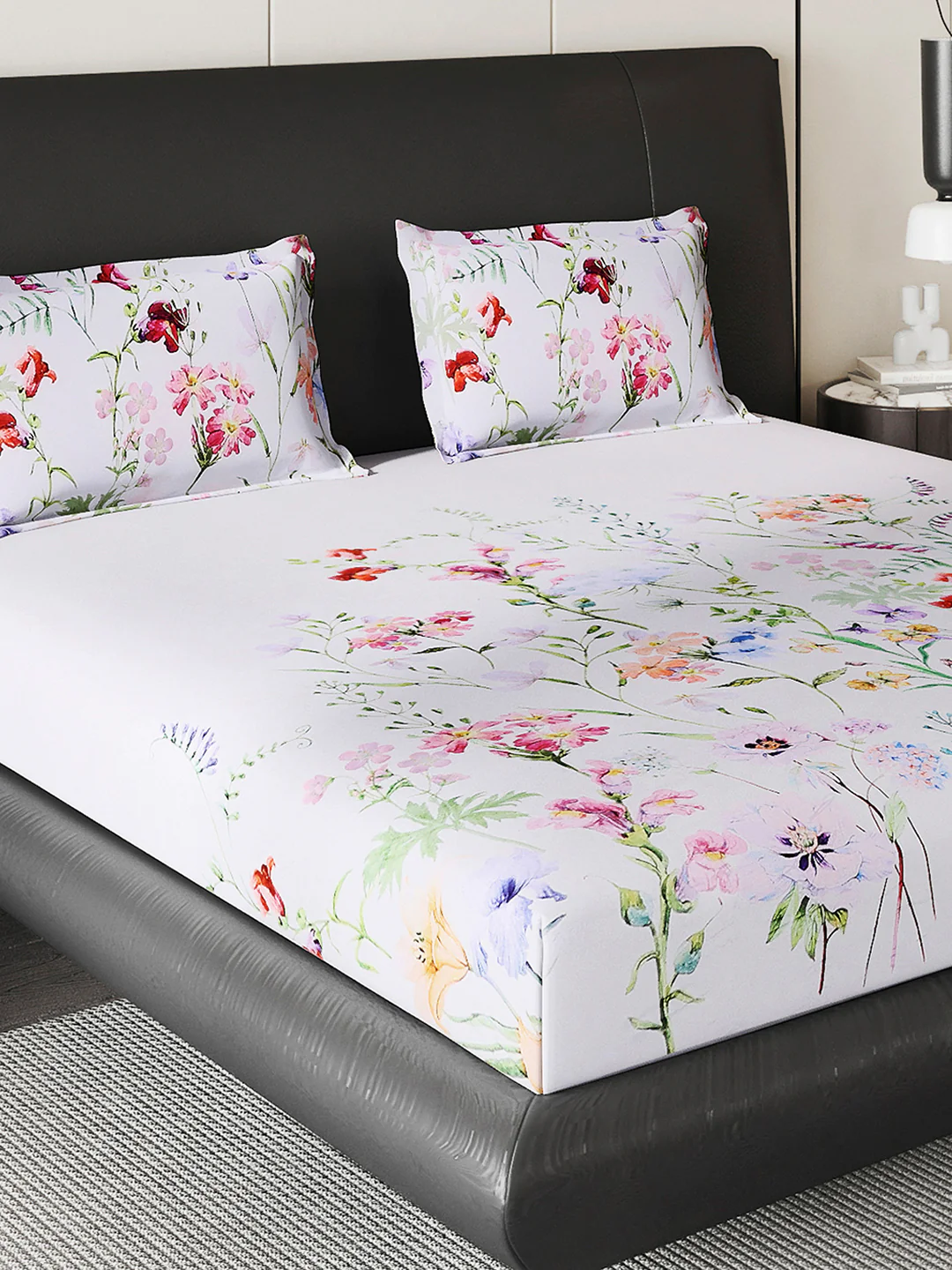 252 GSM Polyester King Bed 1 Bedsheet with 2 Pillow Cover (Urban)