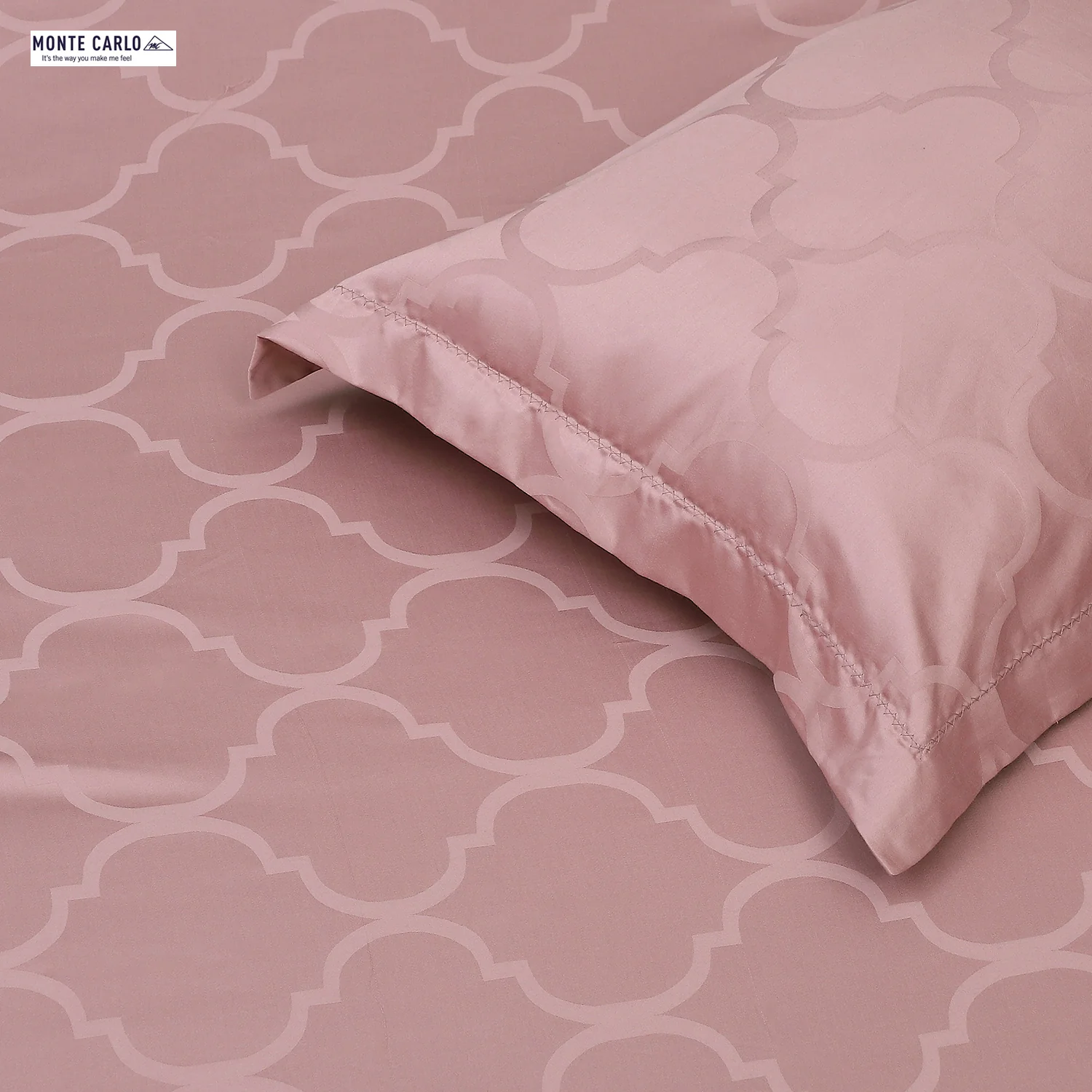 400 TC Cotton Double Bedsheet with 2 Pillow Covers - Image 5