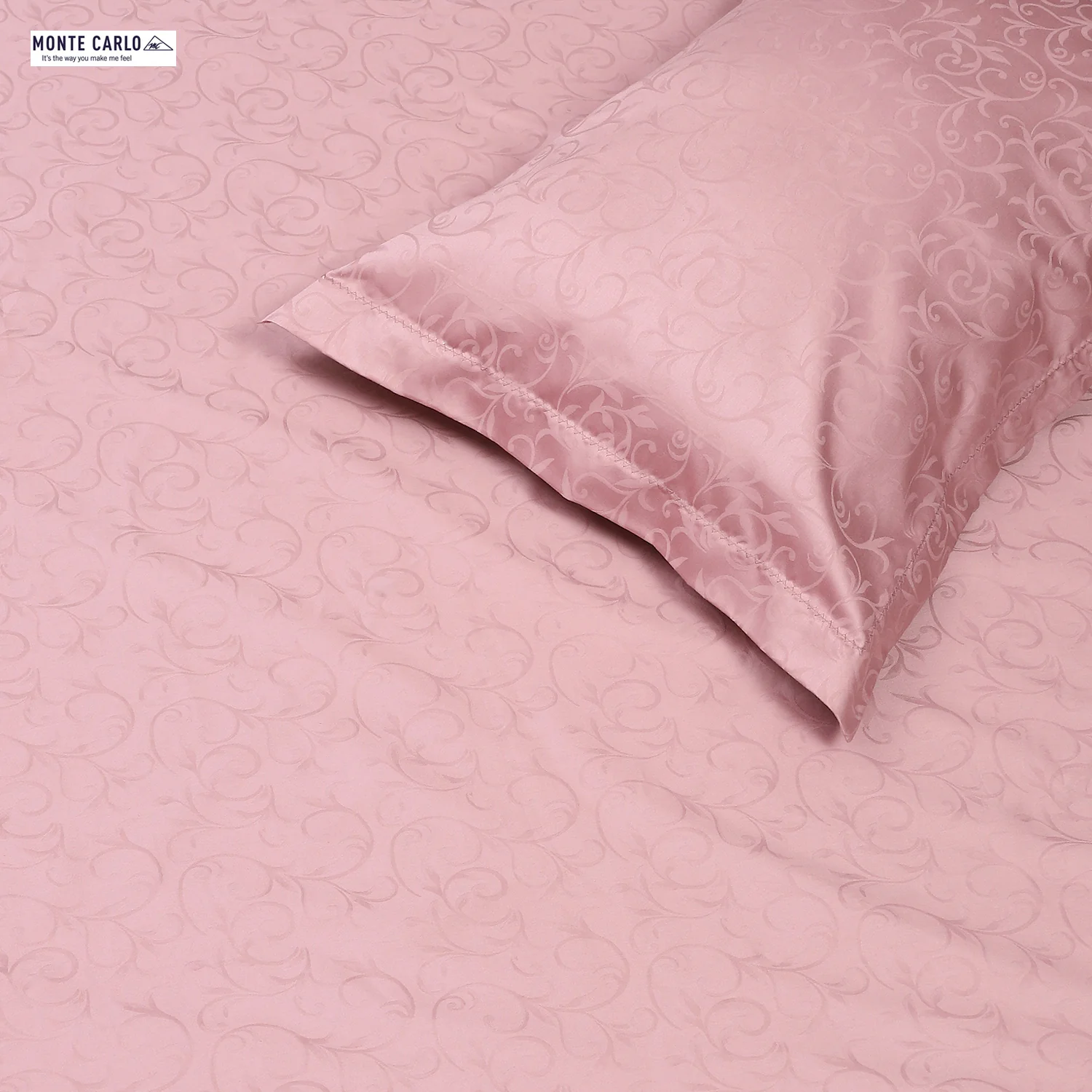 400 TC Cotton Double Bedsheet with 2 Pillow Covers - Image 5