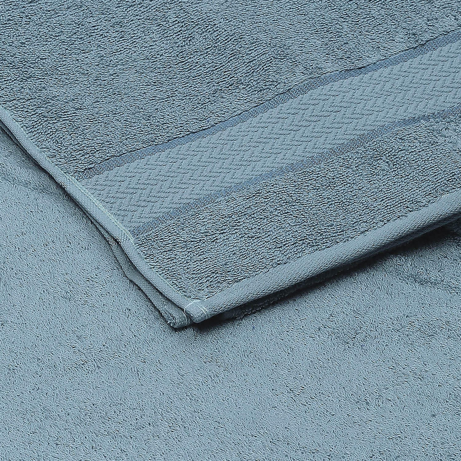 Blue Cotton 450 GSM Bath Towel - Image 3