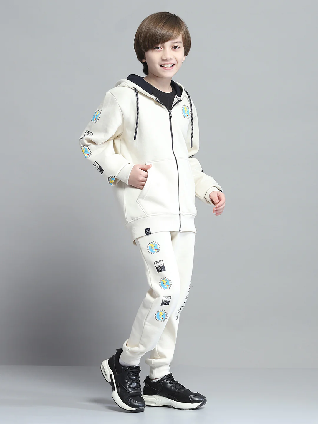 Boys Beige Printed Hooded Full Sleeve Tracksuit - Image 4