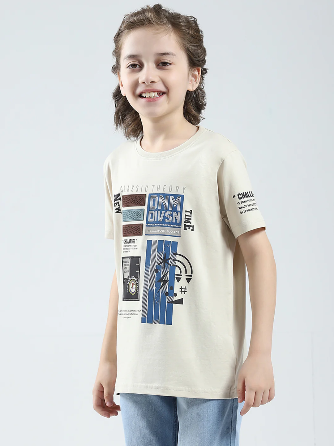 Boys Beige Printed Round Neck Half Sleeve T-Shirt - Image 3