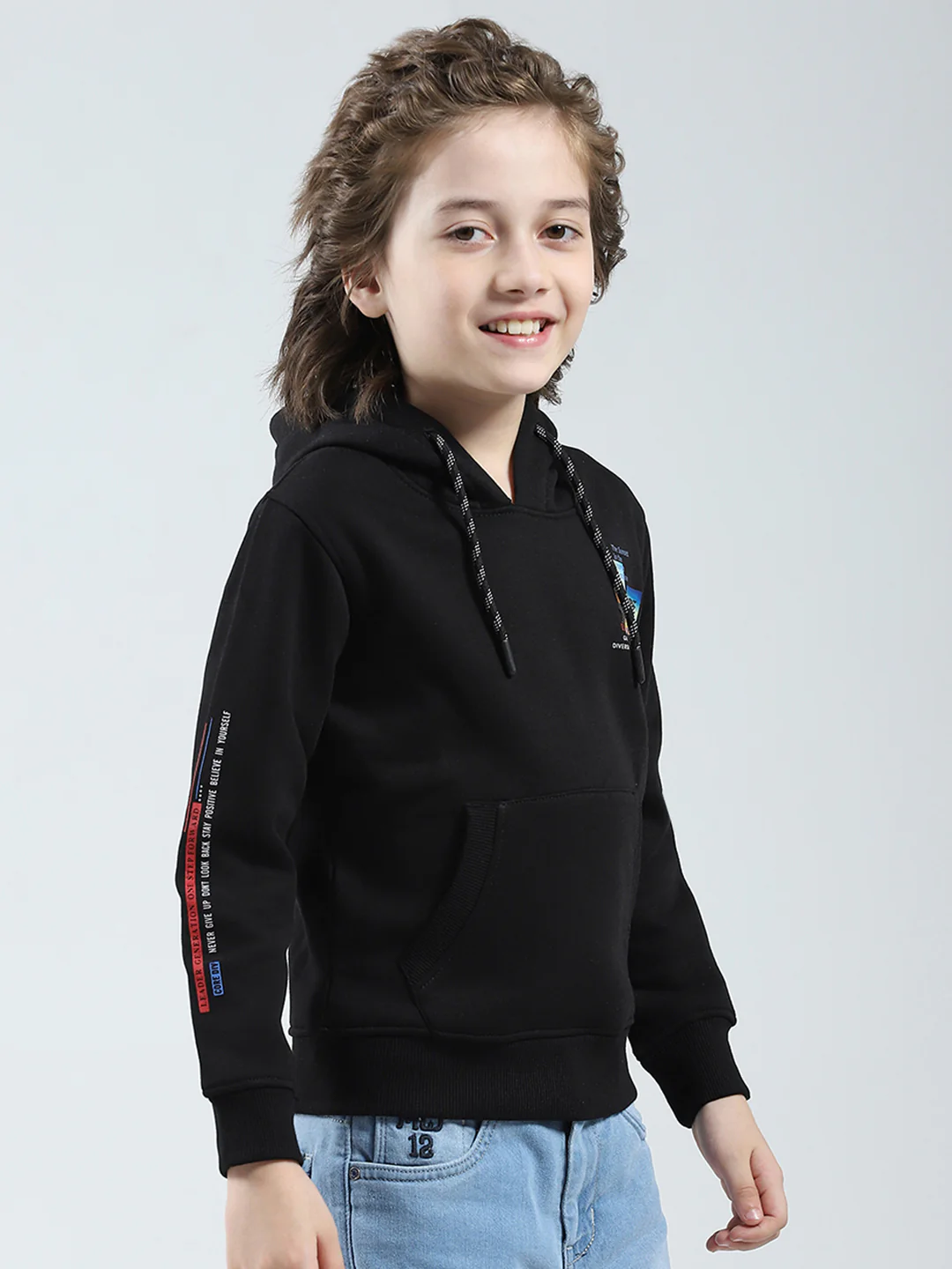 Boys Black Printed Hooded Full Sleeve Sweatshirt - Image 4