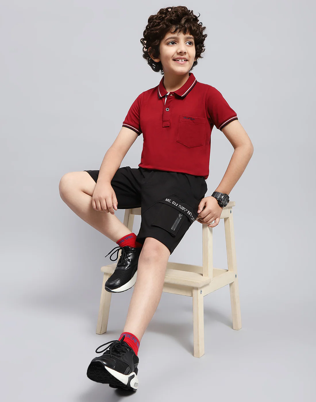 Boys Black Printed Regular Fit Bermuda - Image 2