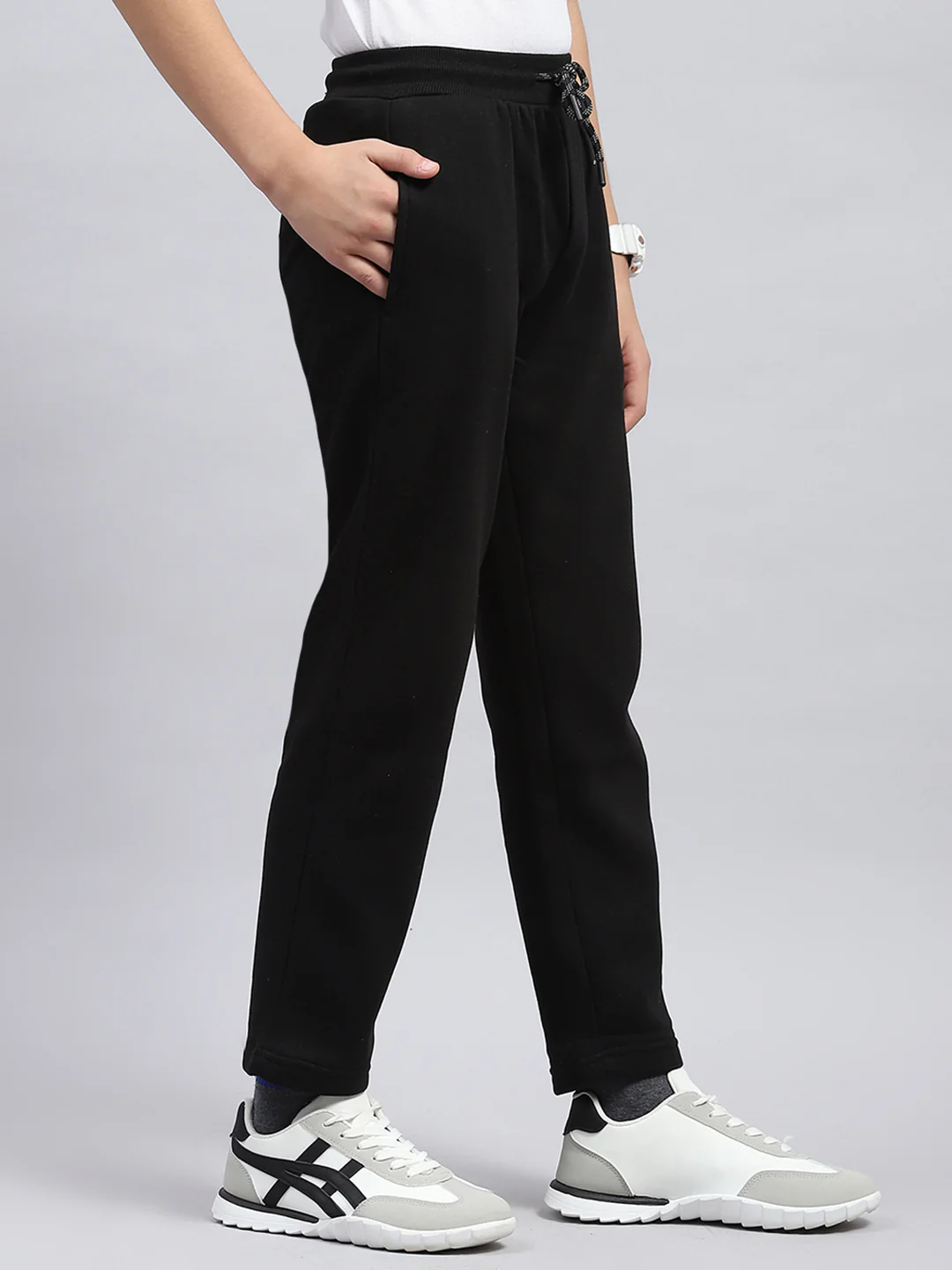 Boys Black Printed Regular Fit Lower - Image 4