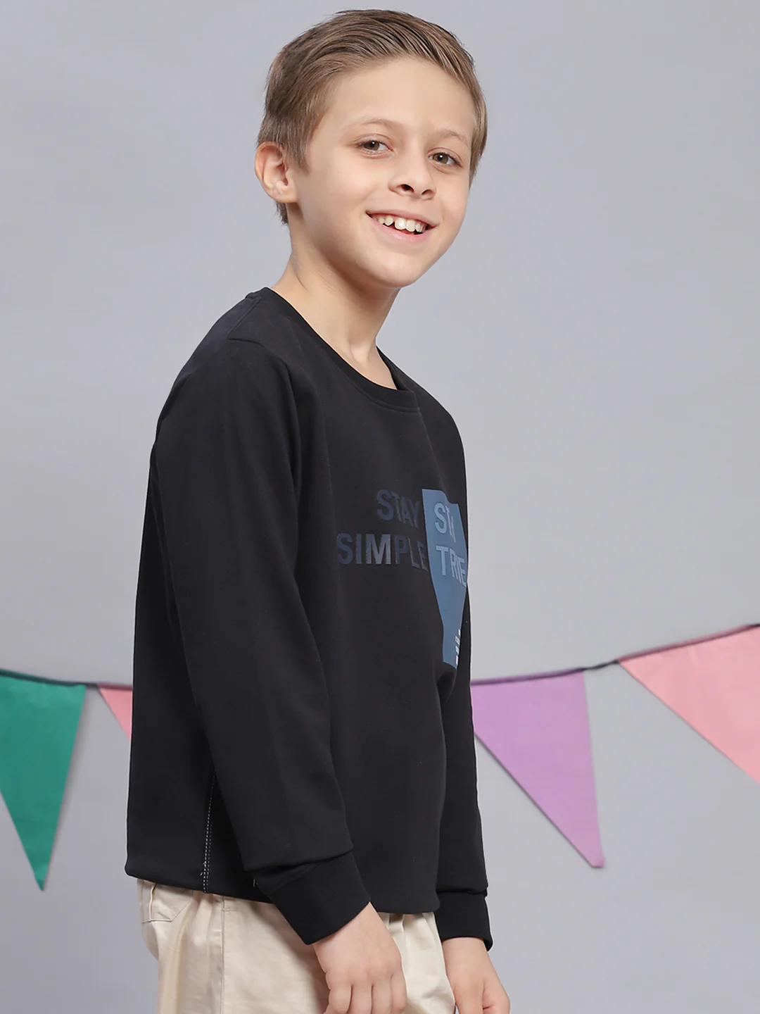 Boys Black Printed Round Neck Full Sleeve Sweatshirt - Image 4