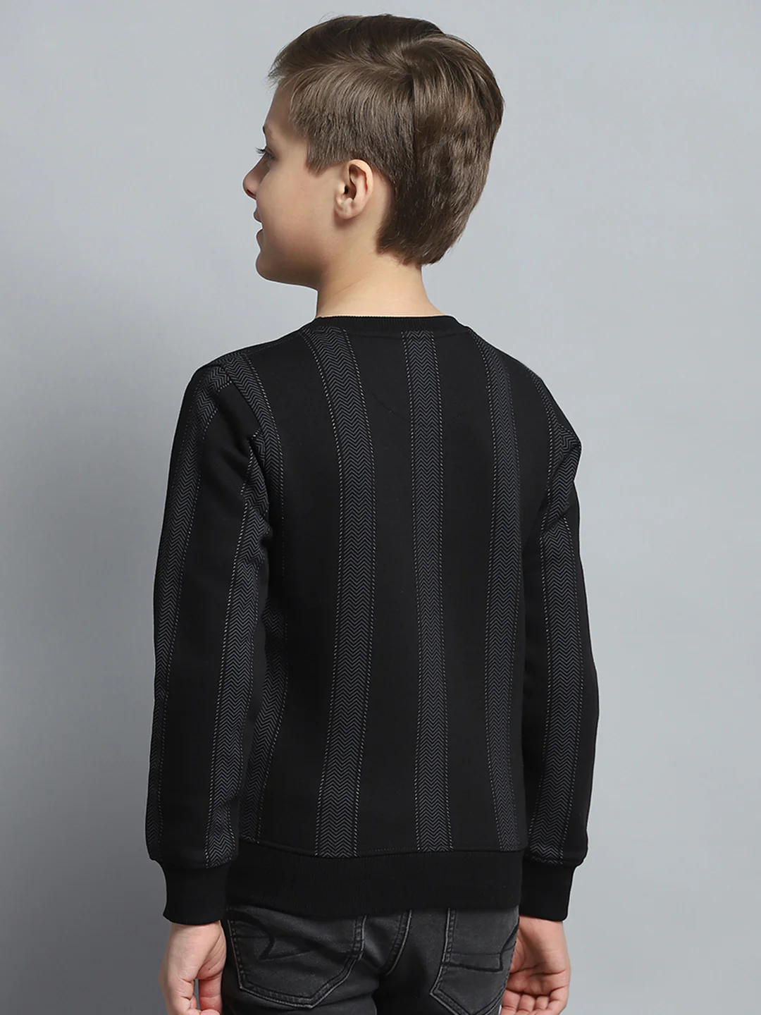 Boys Black Printed Round Neck Full Sleeve Sweatshirt - Image 5