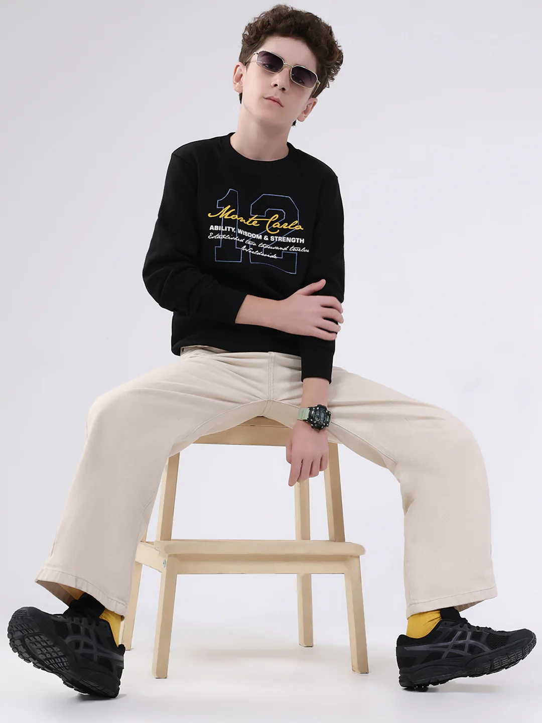 Boys Black Printed Round Neck Full Sleeve Sweatshirt - Image 2
