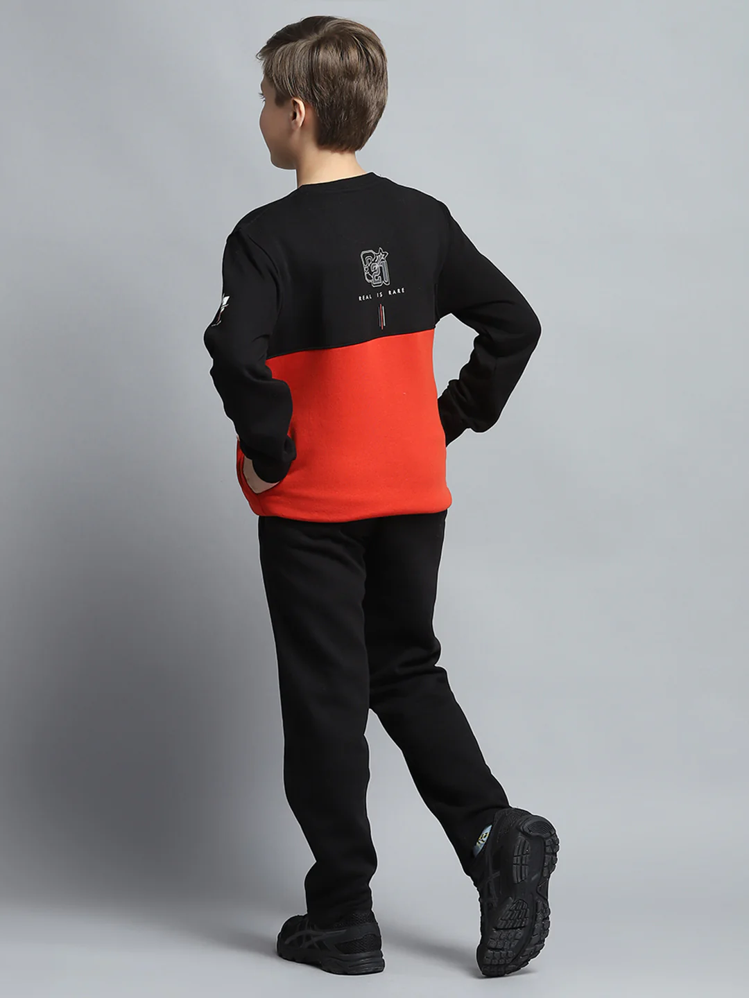 Boys Black Printed Round Neck Full Sleeve Tracksuit - Image 5