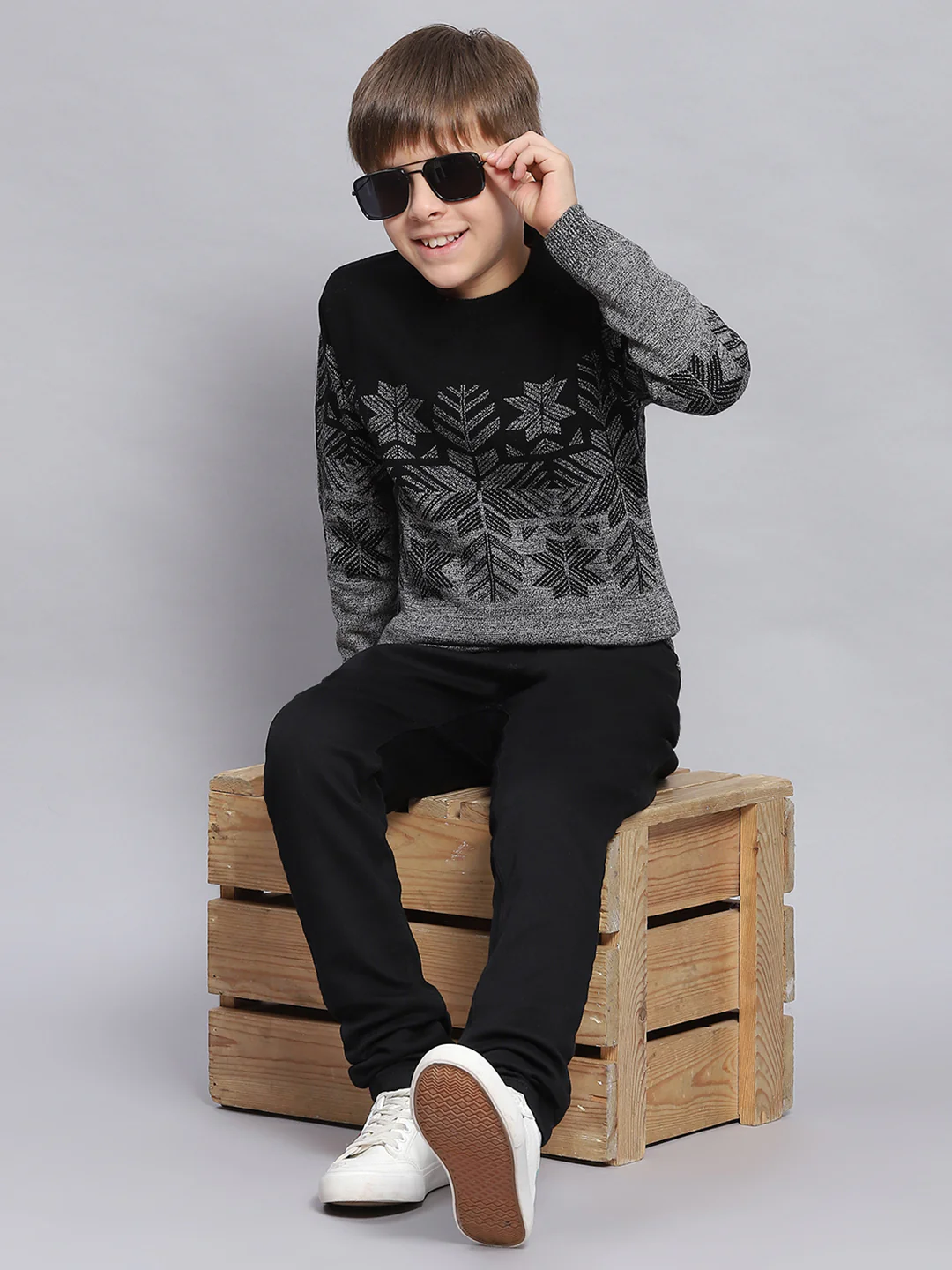 Boys Black Self Design Round Neck Full Sleeve Sweater - Image 2