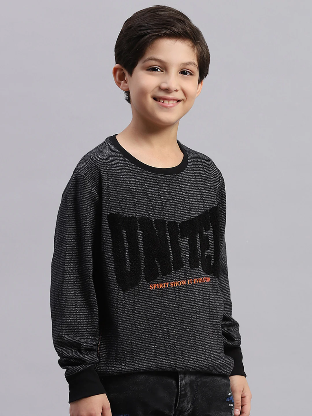 Boys Black Self Design Round Neck Full Sleeve Sweatshirt - Image 4