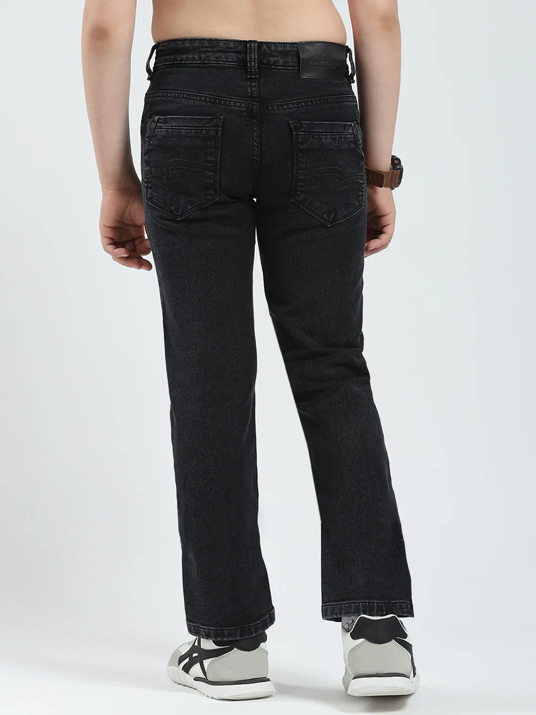 Boys Black Solid Straight Fit Denim - Image 5