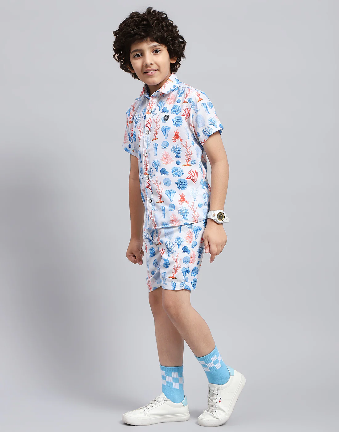 Boys Blue Printed Collar Neck Half Sleeve Bermuda Set - Image 3