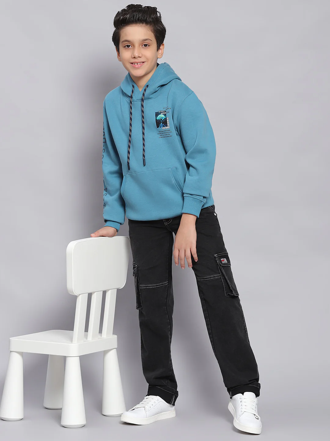 Boys Blue Printed Hooded Full Sleeve Sweatshirt - Image 2