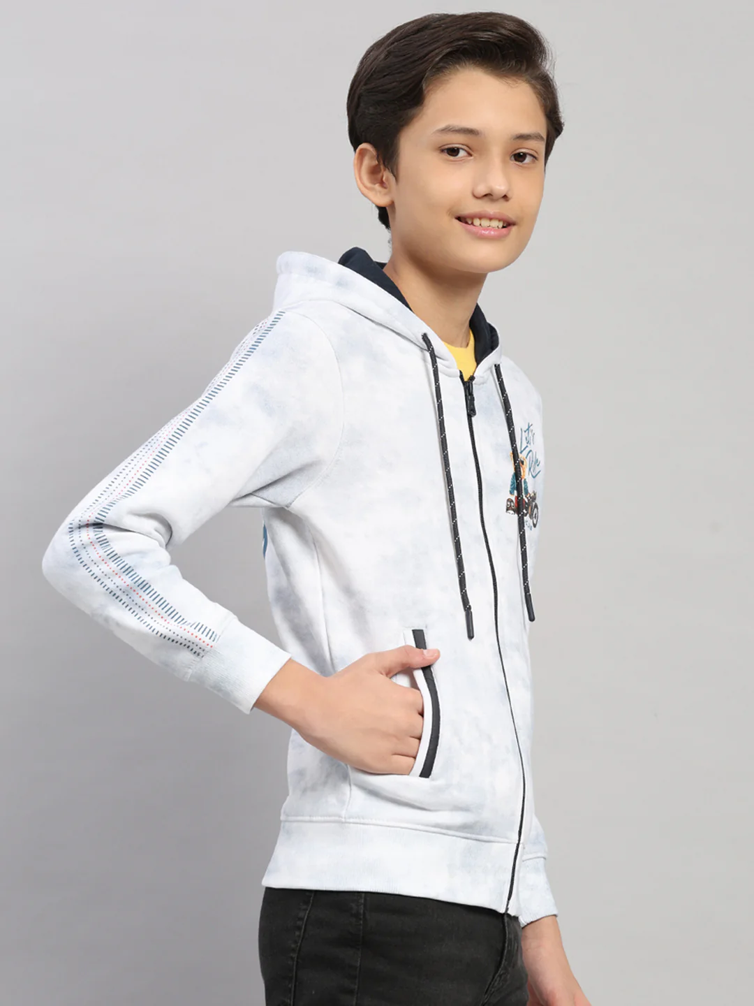 Boys Blue Printed Hooded Full Sleeve Sweatshirt - Image 4