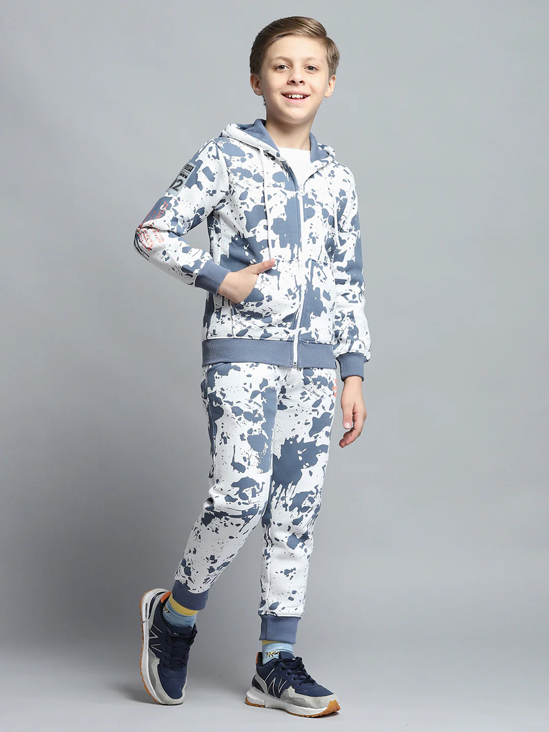 Boys Blue Printed Hooded Full Sleeve Tracksuit - Image 4