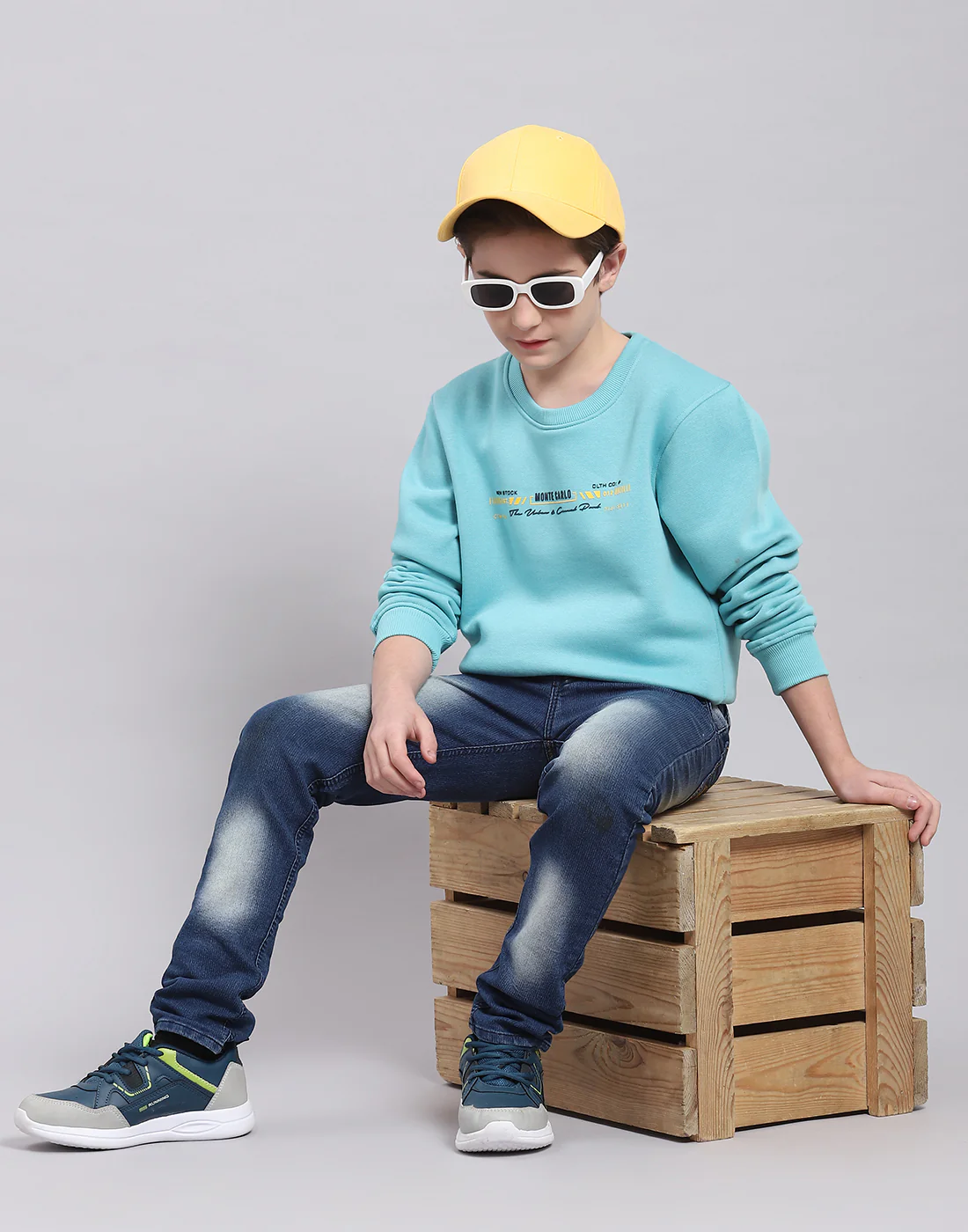 Boys Blue Printed Round Neck Full Sleeve Sweatshirt - Image 2