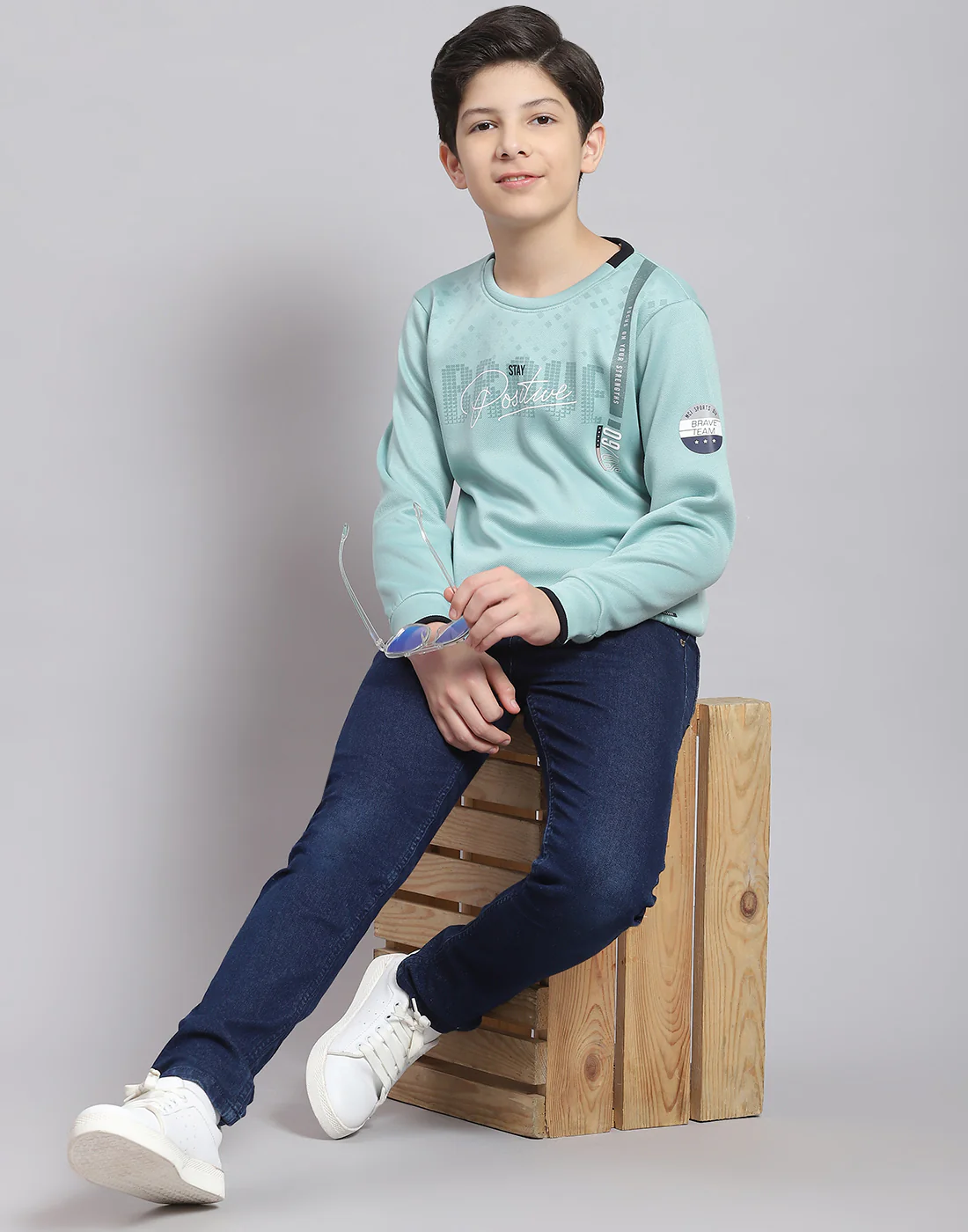 Boys Blue Printed Round Neck Full Sleeve Sweatshirt - Image 2