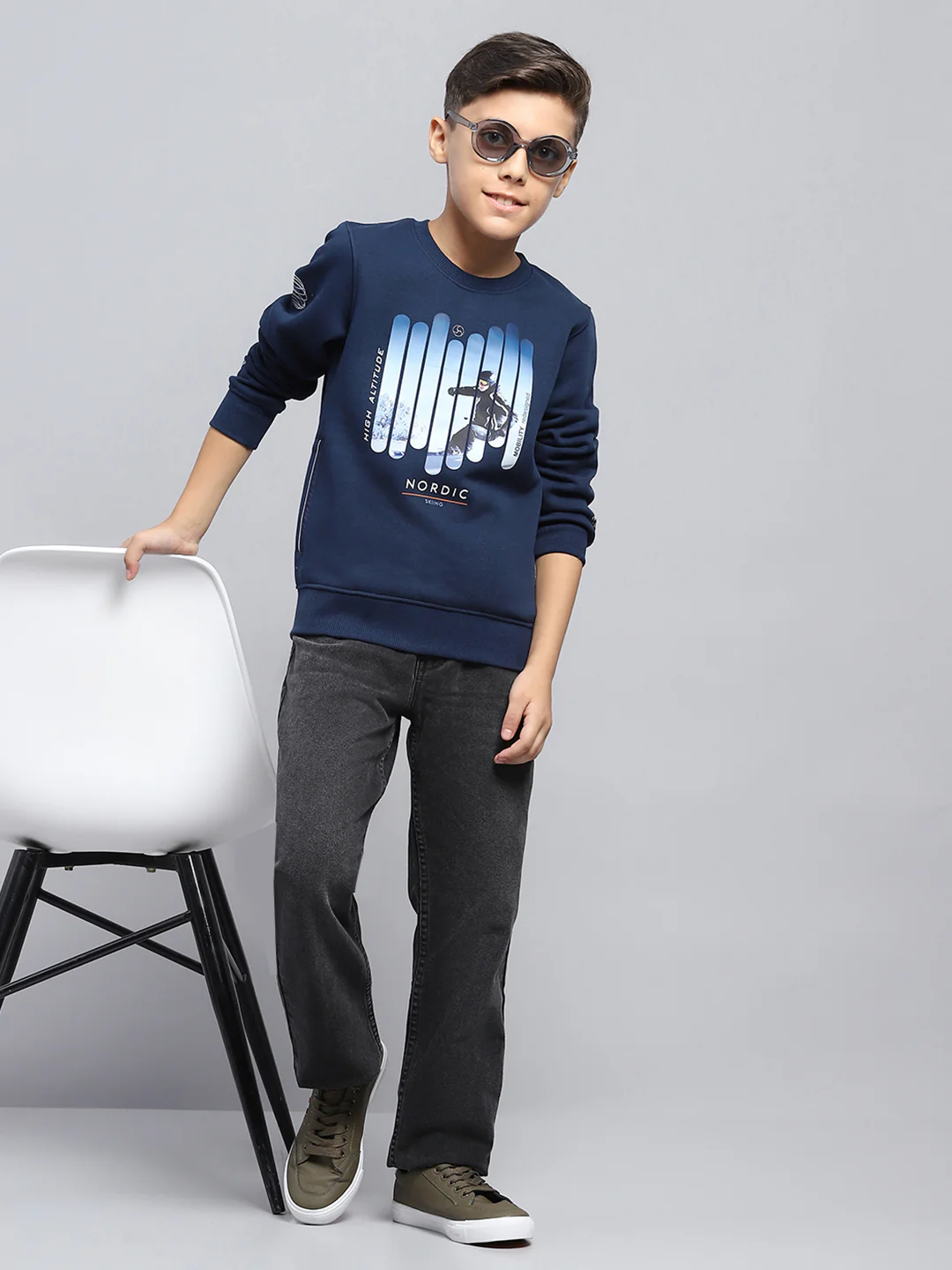 Boys Blue Printed Round Neck Full Sleeve Sweatshirt - Image 2