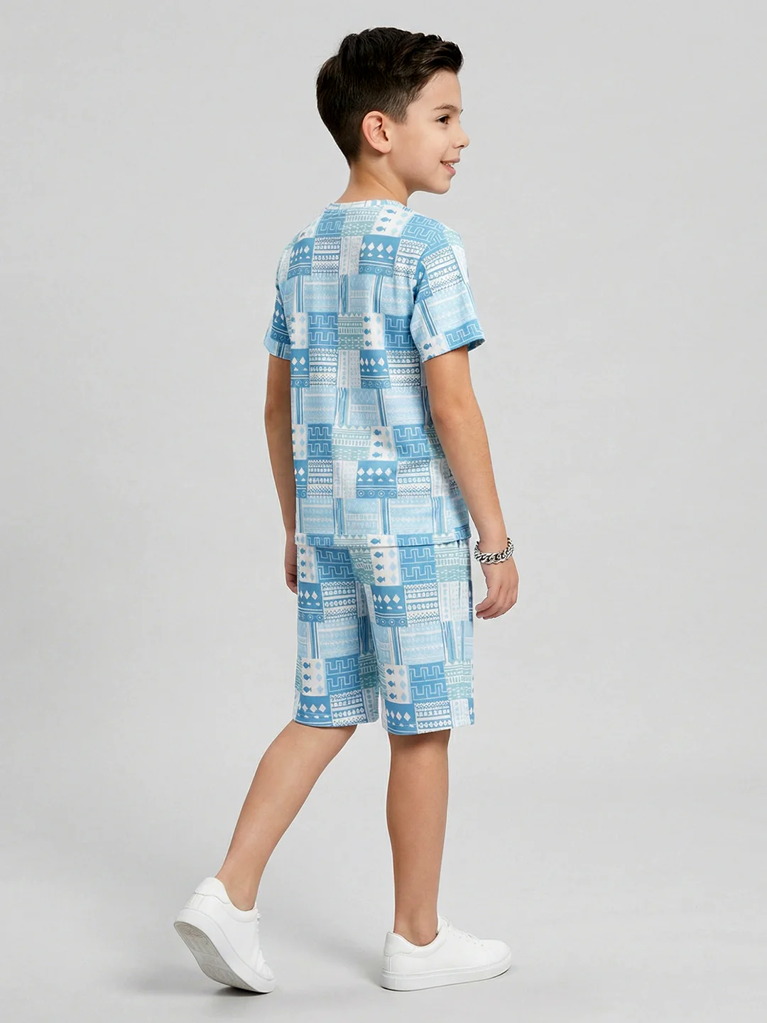 Boys Blue Printed Round Neck Half Sleeve Cords Set - Image 4