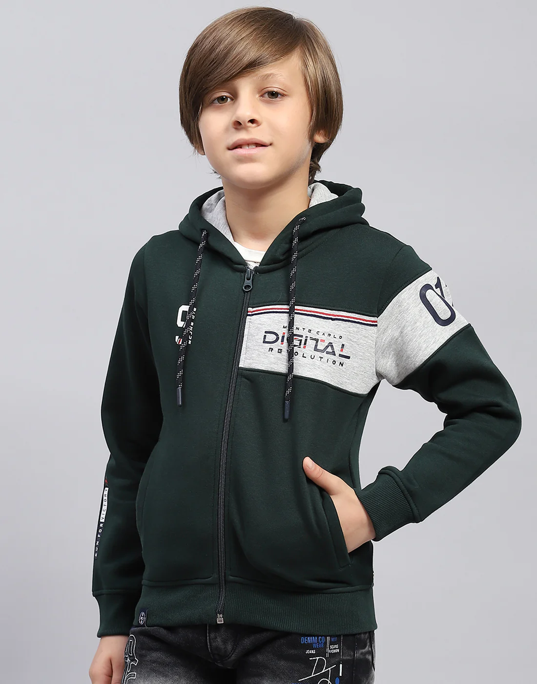 Boys Bottle Green Printed Hooded Full Sleeve Sweatshirt - Image 2