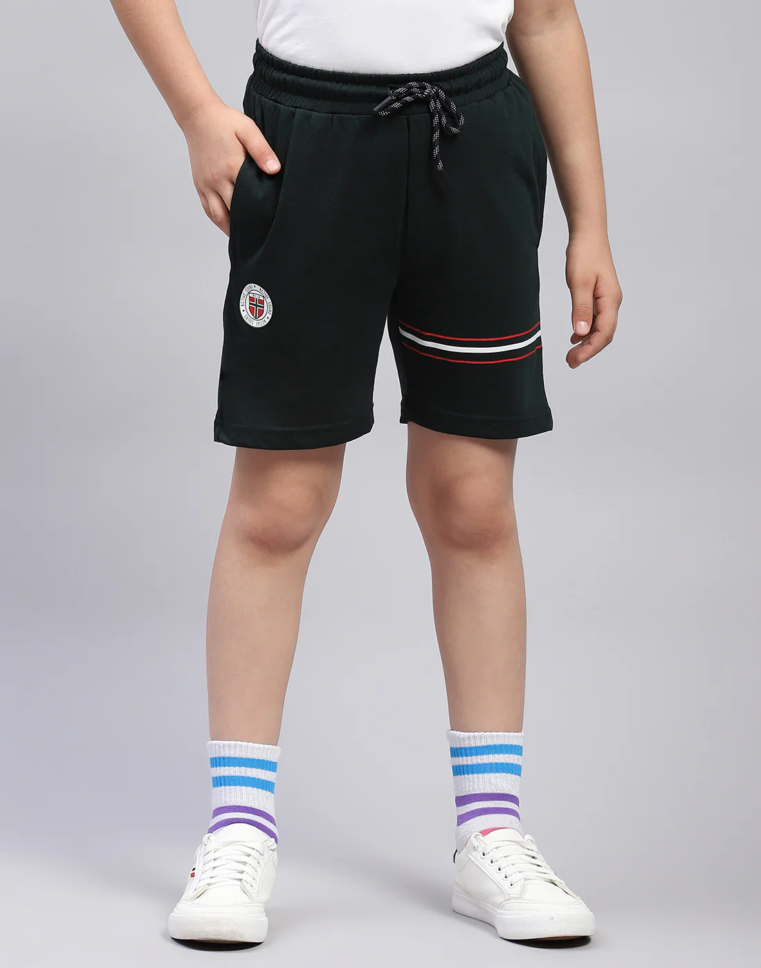 Boys Bottle Green Printed Regular Fit Bermuda - Image 2