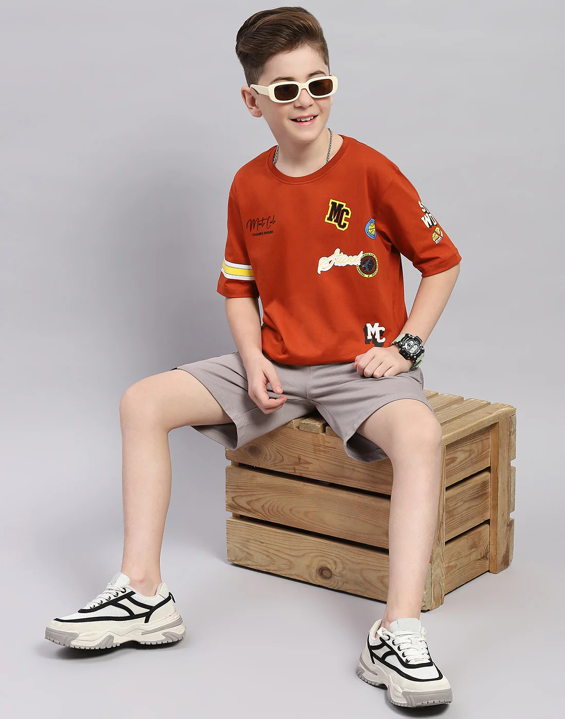 Boys Brown Printed Round Neck Half Sleeve T-Shirt - Image 2