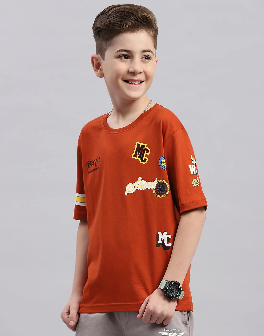 Boys Brown Printed Round Neck Half Sleeve T-Shirt - Image 4