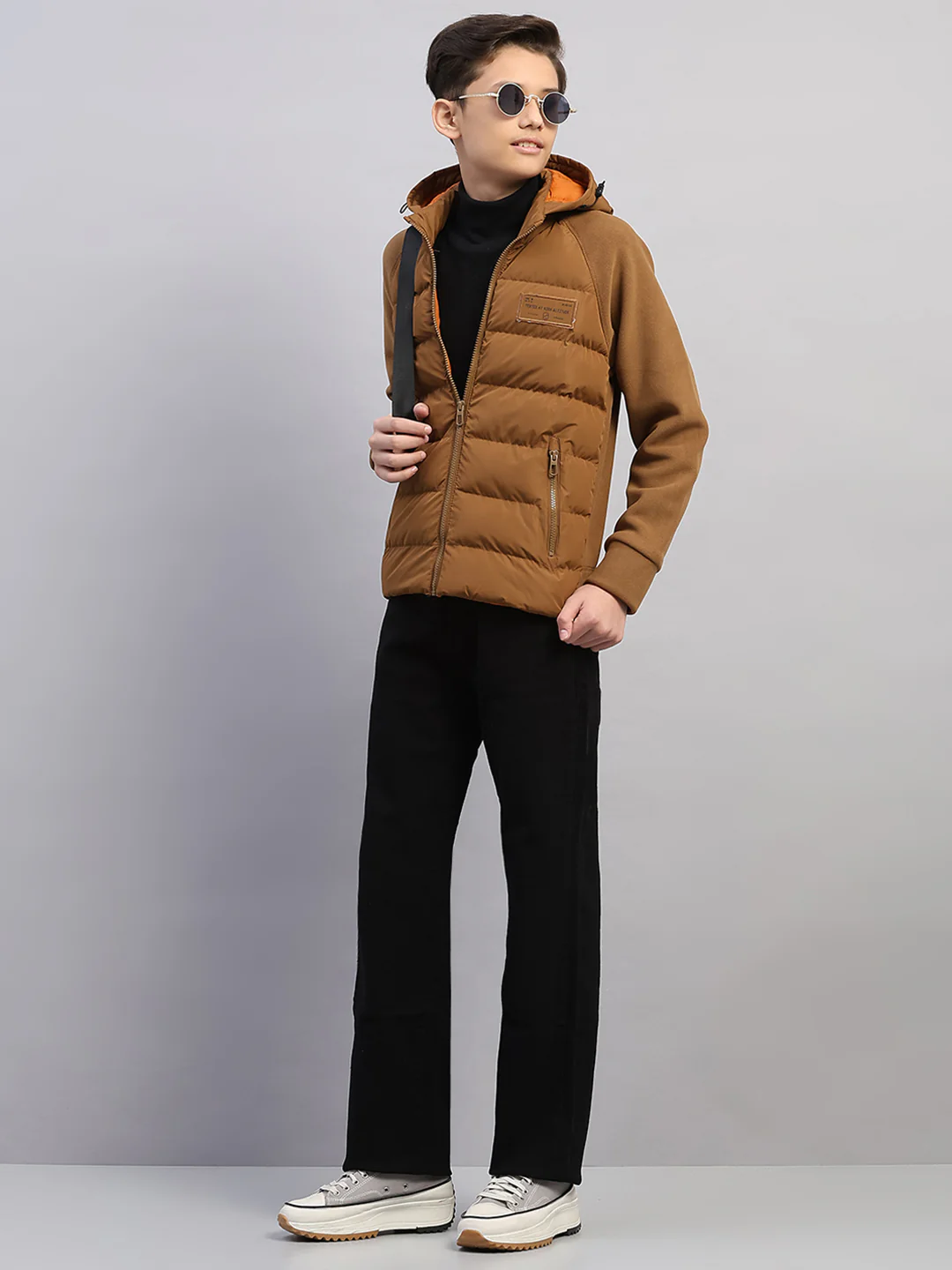 Boys Brown Solid Hooded Full Sleeve Jacket - Image 2