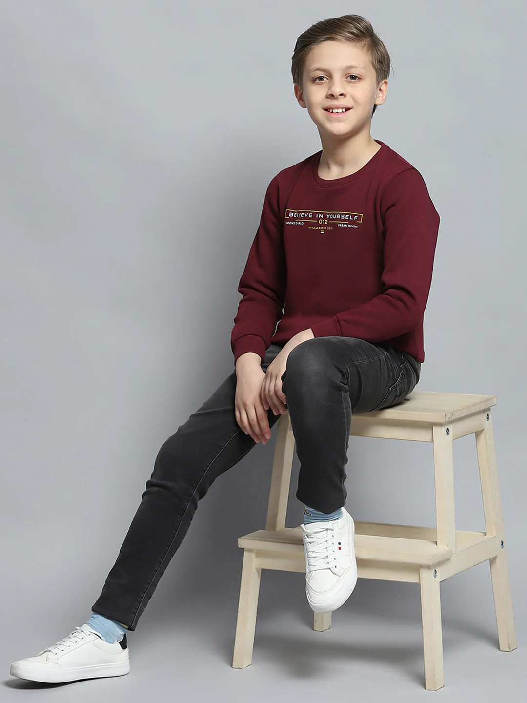 Boys Burgundy Printed Round Neck Full Sleeve Pullover - Image 2
