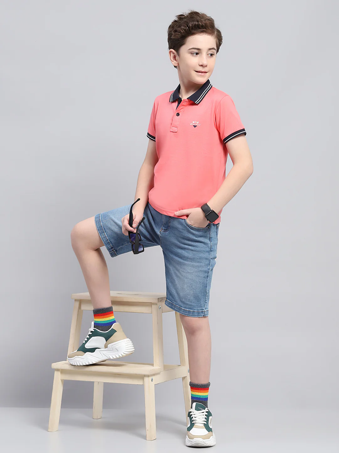 Boys Coral Solid Collar Half Sleeve T-Shirt - Image 2